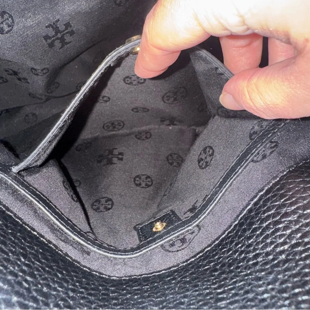 Tory Burch Taylor Logo Large Pebble Black Leather Hobo Shoulder Bag